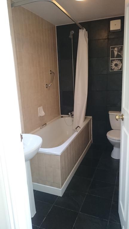17 Wilmington Square Bed & Breakfast Eastbourne Room photo
