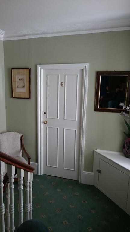 17 Wilmington Square Bed & Breakfast Eastbourne Exterior photo